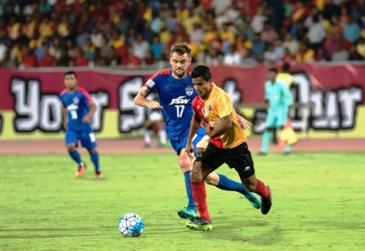 Kingfisher East Bengal pull off double over blues