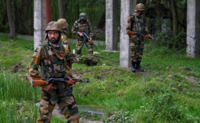 At least two militants killed in Kashmir encounter
