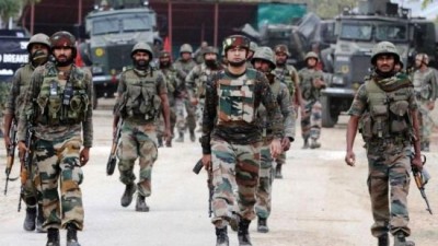 Army Major and soldier killed in south Kashmir firing