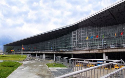 3 men held in Kolkata airport with huge cash, USD