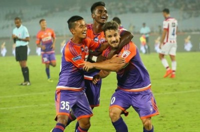 Pune shine bright in Kolkata, beat ATK 4-1