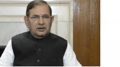 Sharad goes further away from Nitish to show his strength with Opp parties tomorrow