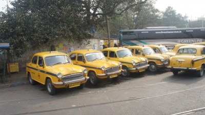 4 held with arms in Kolkata