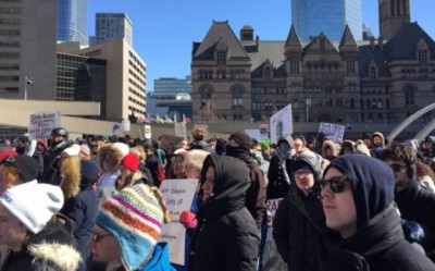 Toronto: Anti-Trudeau, anti-racism demonstrators clash, four arrested