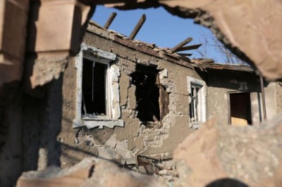  With fighting near industrial sites, UN expert warns Ukrainians of chemical disaster risk