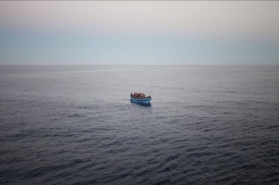 UN refugee agency stresses importance of search missions after latest shipwreck in Europe