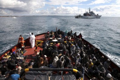 Mediterranean: Coast guard on alert after shipwrecks as smugglers take advantage of calm waters