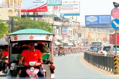 Silencing opposition voices threatens Cambodian democracy â€“ UN rights expert