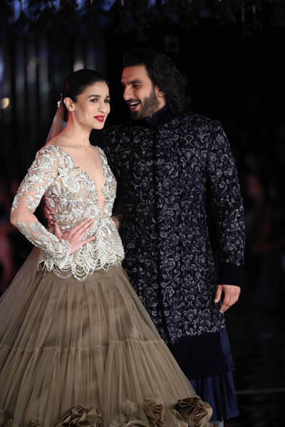 Alia Bhatt, Ranveer Singh walk down ramp for Manish Malhotra