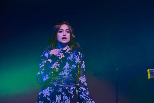 Monali Thakur at Bandhan Bank Foundation Day celebration 