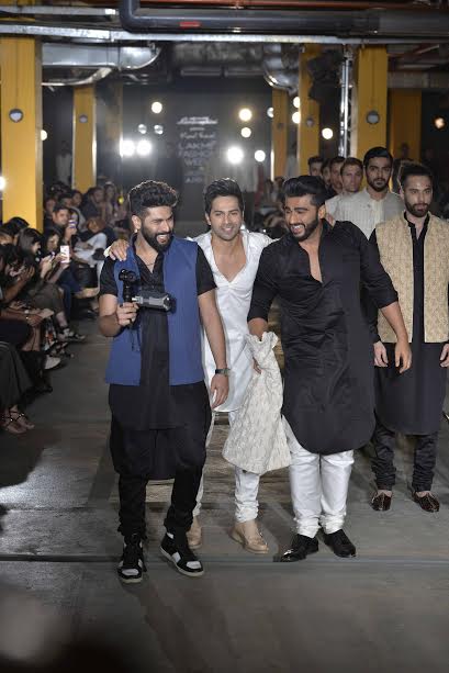 Sonakshi, Arjun, Varun scorch ramp at Lakme Fashion Week