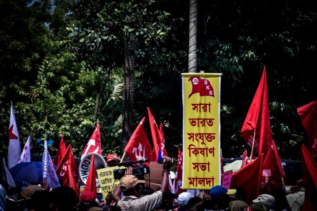 Glimpse: Lefts hold protest March to state secretariat Nabanna, clash with police