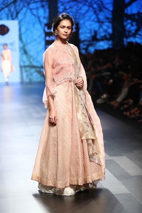 LFW 2017: Designer Kotwara showcases collection on Day 4