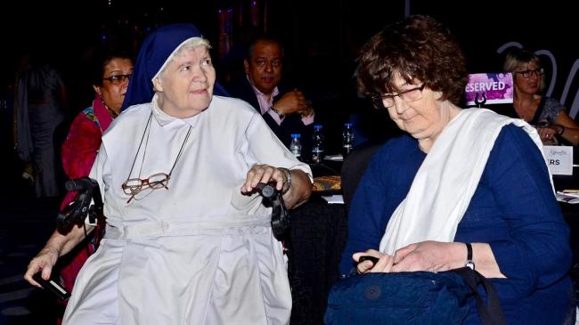 Kolkata: Vidya Balan and Girja Devi awarded