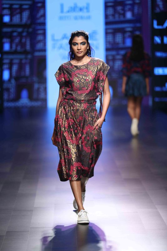 Bollywood actress Taapsee Pannu sizzles LFW ramp