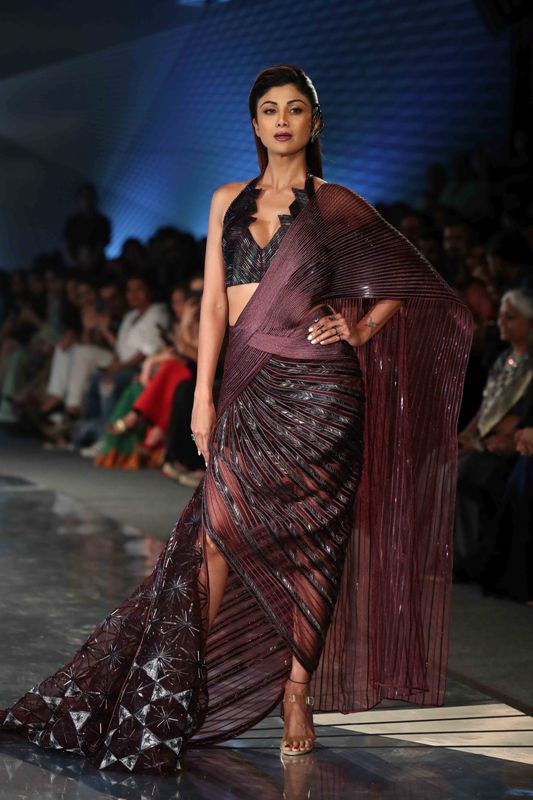 Shilpa Shetty walks for Amit Aggarwal in India Couture Week