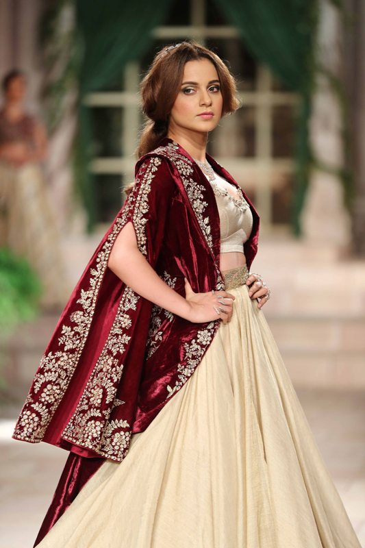 Kangana Ranaut walks the ramp in India Couture Week