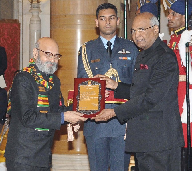 Kovind presents Sangeet Natak Akademi Awards