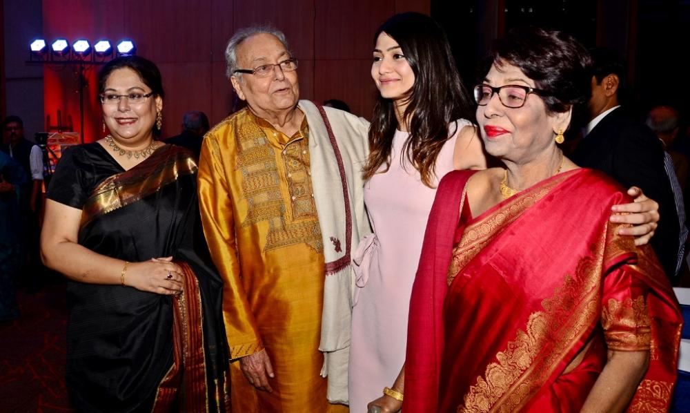 Soumitra Chatterjee receives Legion of Honours