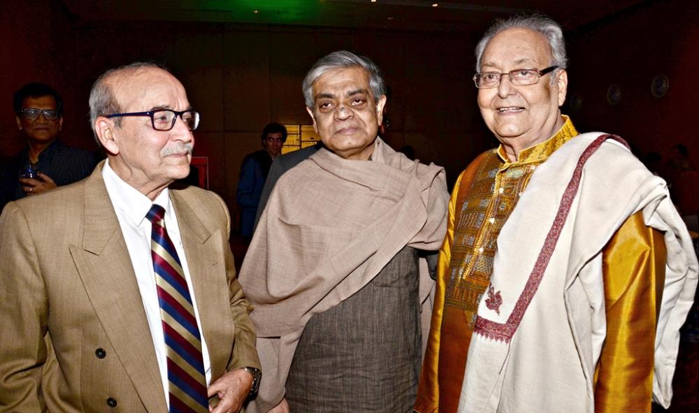 Soumitra Chatterjee receives Legion of Honours