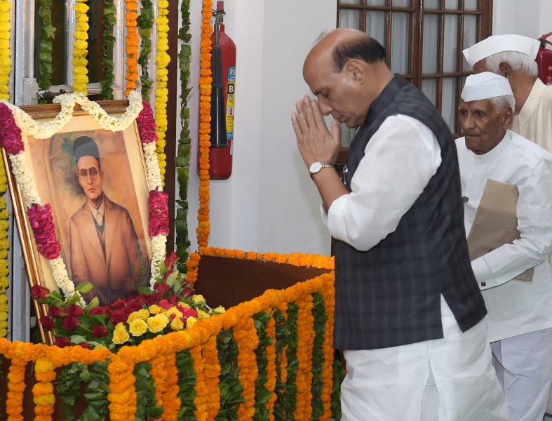 Rajnath Singh reviews  Department of J&K Affairs progress