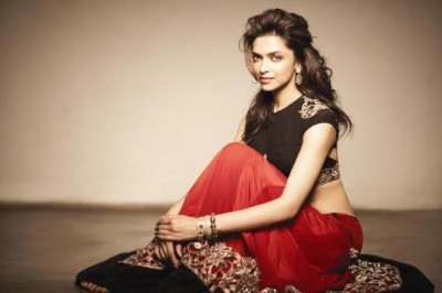 Gorgeous Deepika Padukone turns 32