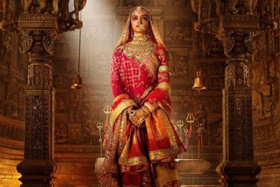 Deepika Padukone feels 'happy and proud' over Padmaavat performance at BO