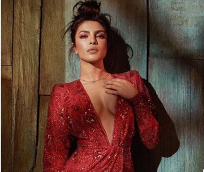 Will you be my Valentine?: Priyanka Chopra asks her fans