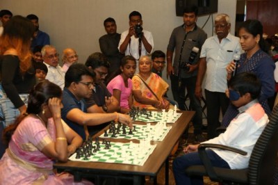 Prodigy Praggnanandhaa thrills audience including Vishy Anand at Blindfold simultaneous chess display