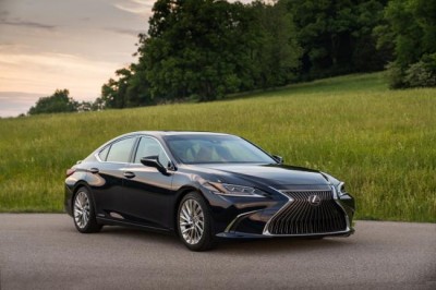 Next Generation Lexus ES 300h reaches India