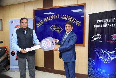 Delhi Transport Corporation, Okinawa Scooters join hands to make Delhi aware of the benefits of Green Mobility