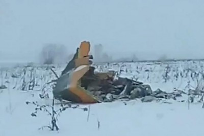 Russian plane crashes near Moscow, 71 feared dead 
