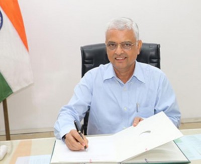 EC forms committee to probe Karnataka poll date leak, report in seven days