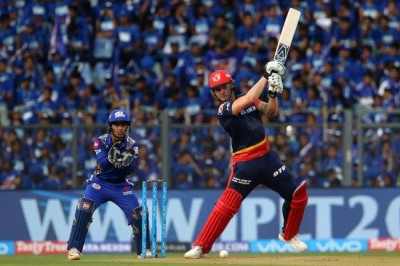 Delhi Daredevils beat Mumbai Indians by seven wickets in IPL match 