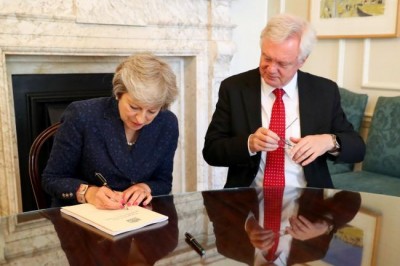 UK: Brexit Secretary David Davis quits 