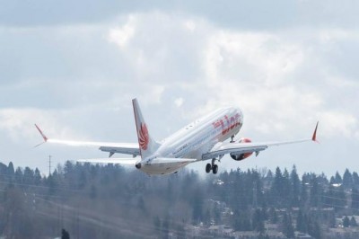 Lion Air plane with 189 passengers crashes after takeoff from Jakarta