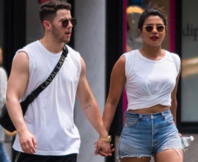 Priyanka Chopra, Nick Jonas again spotted together, image goes viral on social media 