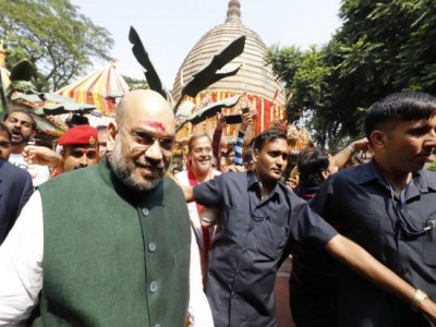 Amit Shah in Guwahati, prays at Kamakhya Temple on Durga Ashtami