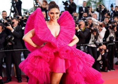 Deepika Padukone touches 30m followers on Instagram; actress moonwalks