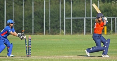 Rijke suspended from bowling in international cricket