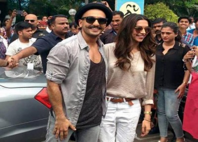 Bollywood celebs congratulate newly-wed couple Deepika-Ranveer