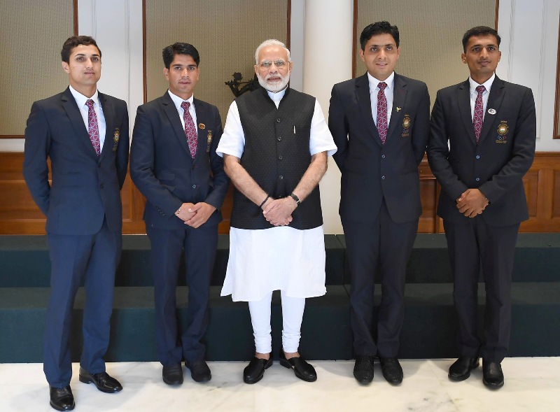 PM Modi meets Asian Games winners