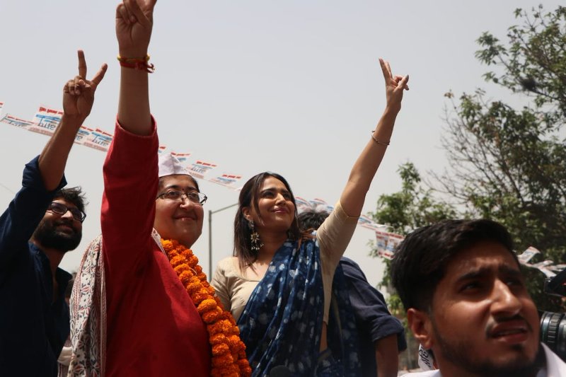 Jignesh Mevani, Swara Bhasker campaign for AAP candidate Atishi 