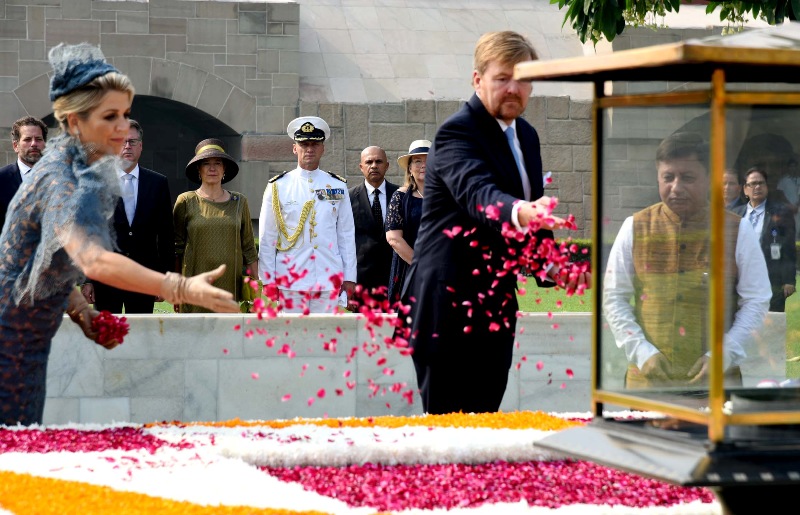 King Willem-Alexander and Queen Maxima of Netherlands pay homage to Mahatma Gandhi 