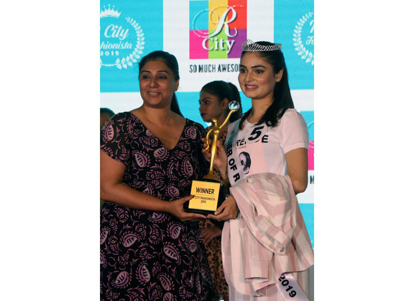 Glimpses from the India of Fashion: Mar 11, 2019 