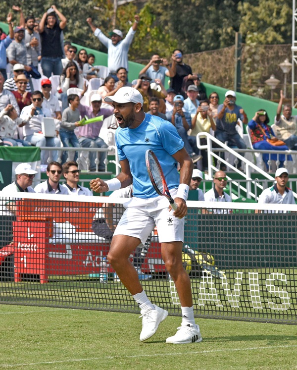 Italy beat India to enter the main round of Davis Cup Tennis