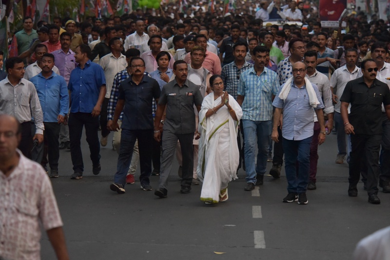 Mamata holds protest rally against Vidyasagar College violence