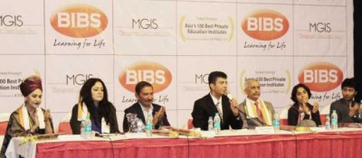 Kolkata MBA students get a lesson in how to adapt to changing scenarios