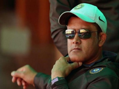 MS Dhoni helps Virat Kohli to take relevant decisions: Anil Kumble