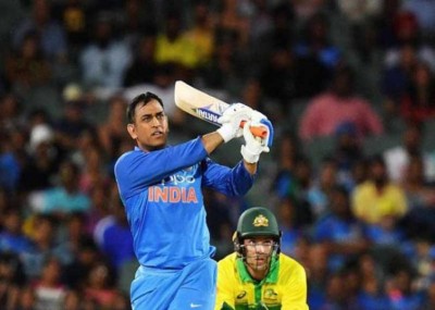 redBus announces Dhoni as brand ambassador
